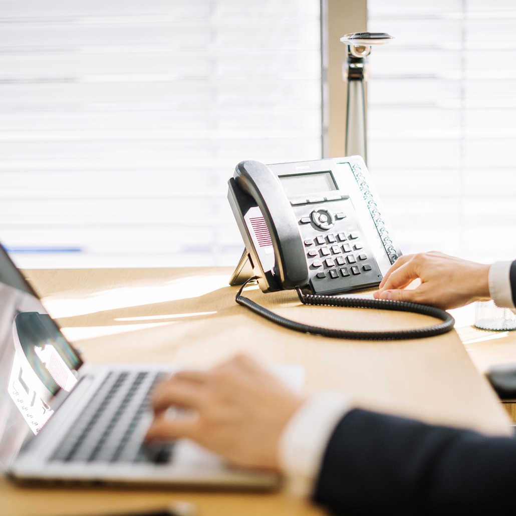 man-using-laptop-office_square